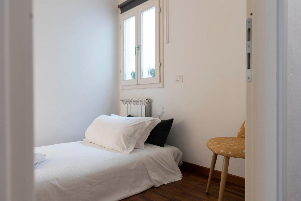 Charme In Santa Maria Novella Apartment Florence Exterior photo